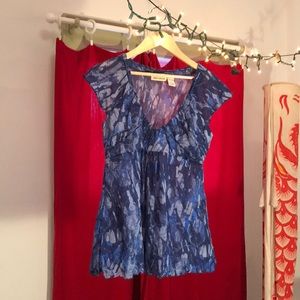 DKNY Jeans Nylon Mesh Sheer Blues Ptrn V-neck Top